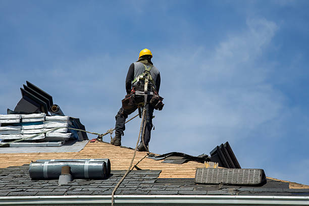 Professional Gutter Installation technician working in Plymouth, WA